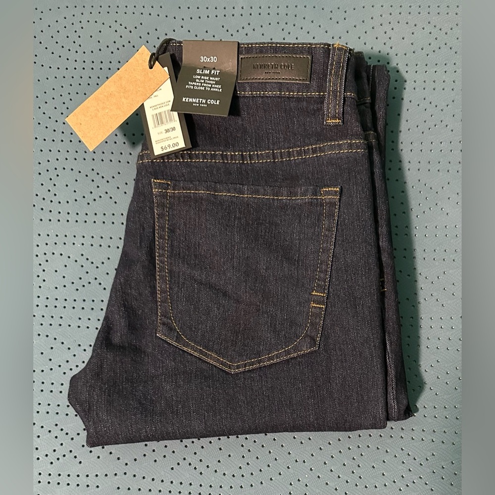 New Kenneth Cole men, jeans size W30, L30 slim fit